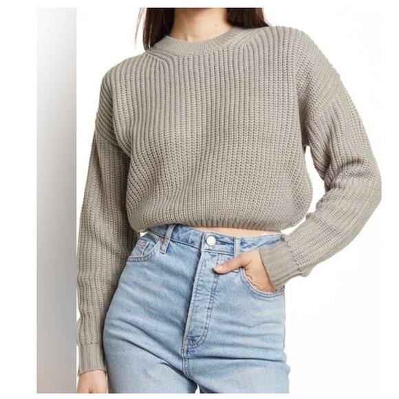 EUC Elodie crewneck cropped chunky ribbed sweater sz: M - Picture 1 of 7